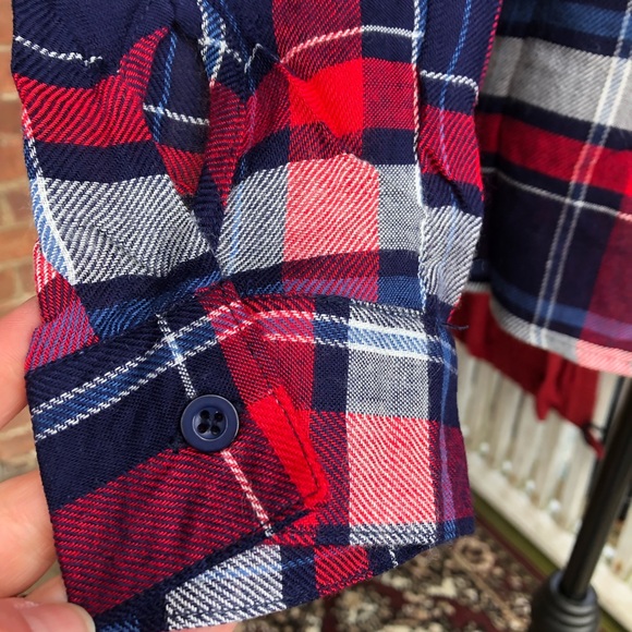 3/12$ Plaid Button Up, Size M - Picture 6 of 8